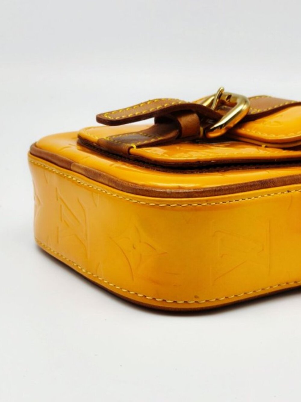 Louis Vuitton Christie PM Monogram Vernis Yellow Patent Leather Crossbody Bag - Picture 11 of 14